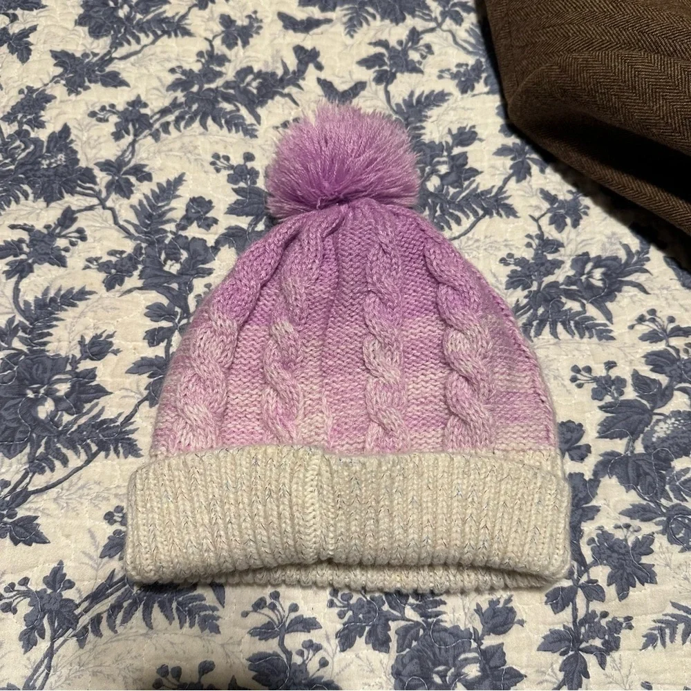 Disney Beanie Frozen Girl’s Ombre Mauve & White Elsa Snow Cap Snow Skiing OS